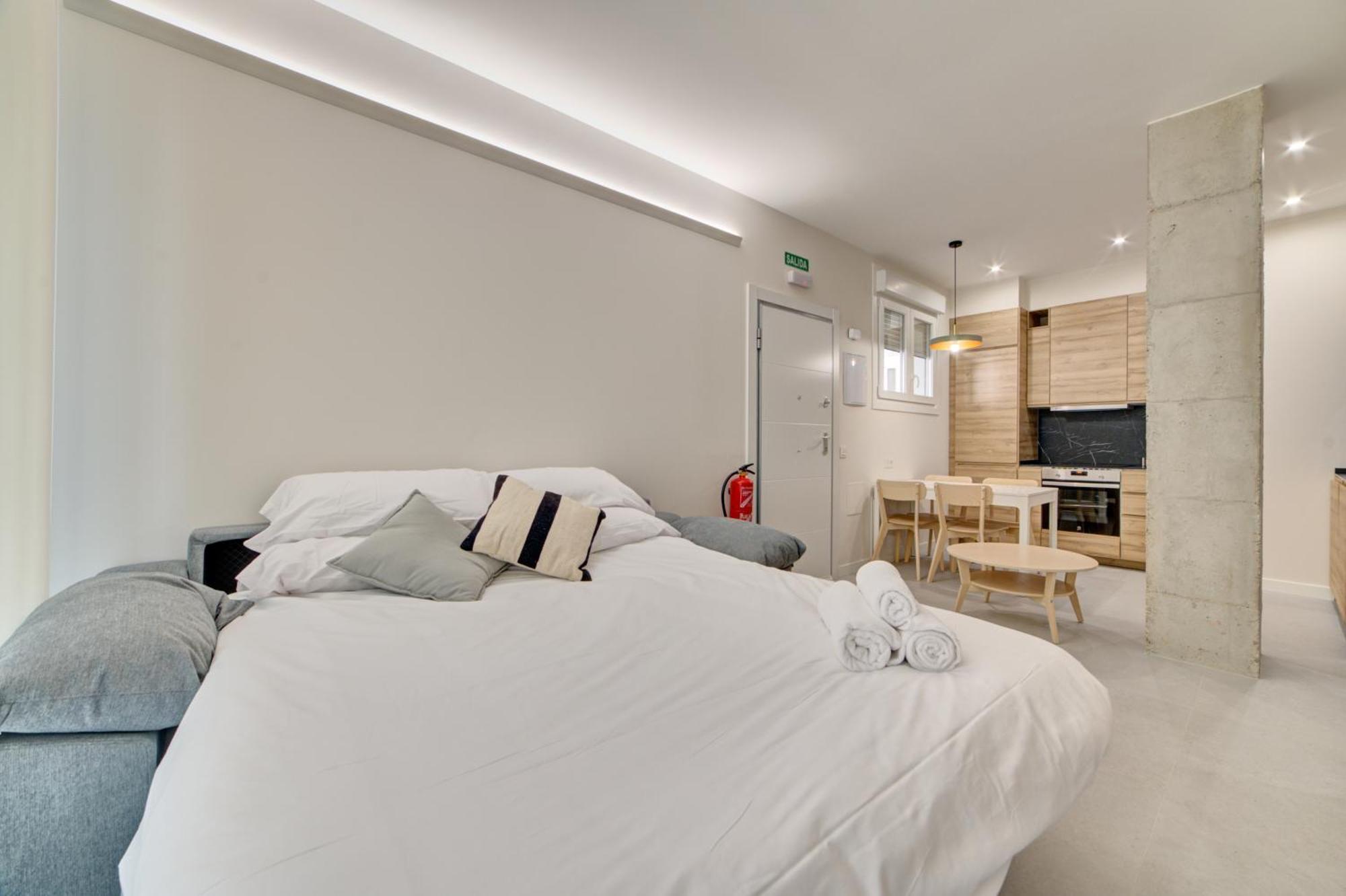 Apartamentos Pamplona Confort By Clabao Zimmer foto
